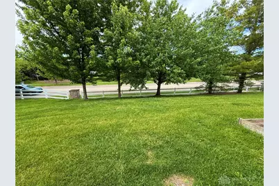 2570 King Arthur Way, Beavercreek, OH 45431 - Photo 34