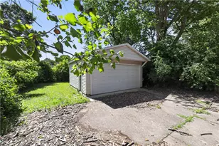1947 Parkhill Dr, Dayton, OH 45406 - Photo 4
