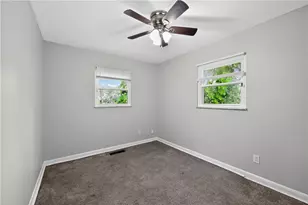 1947 Parkhill Dr, Dayton, OH 45406 - Photo 12
