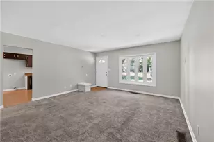 1947 Parkhill Dr, Dayton, OH 45406 - Photo 8