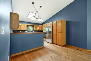 212 Walnut Grove Dr, Washington Twp, OH 45458 - Photo 12