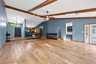 212 Walnut Grove Dr, Washington Twp, OH 45458 - Photo 8