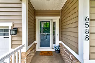 6588 Crabtree Ln, Huber Heights, OH 45424 - Photo 8