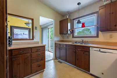 9905 Shawnee Trail, Centerville, OH 45458 - Photo 12