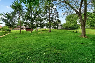 330 Woodlawn Drive, Fairborn, OH 45324 - Photo 28