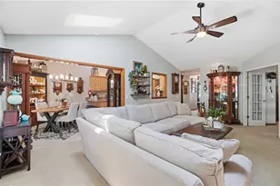 1715 Rockleigh Rd, Washington Twp, OH 45458 - Photo 16