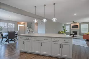 225 Pointe Oakwood Way, Oakwood, OH 45409 - Photo 10