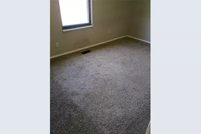 8454 Trowbridge Way, Huber Heights, OH 45424 - Photo 4
