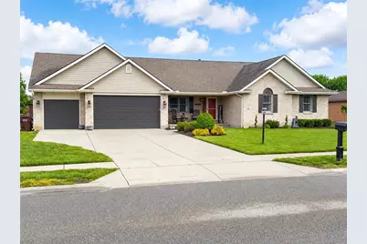 160 Cousins Drive, Carlisle, OH 45005 - Photo 1