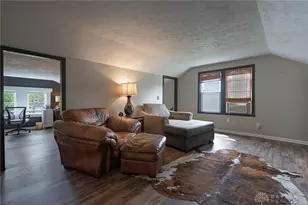 1039 E Central Ave, Miamisburg, OH 45342 - Photo 28