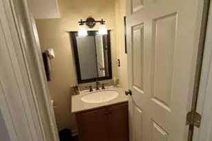 2094 Foxknoll Dr, Washington Twp, OH 45458 - Photo 10