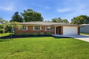 2002 Darrell Dr, Fairborn, OH 45324 - Photo 2