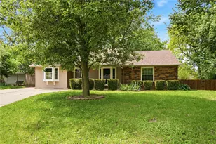 19 Angela Dr, Germantown, OH 45327 - Photo 2