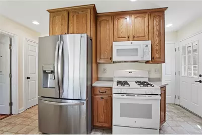 3853 Weirman Avenue, Green Township, OH 45211 - Photo 14