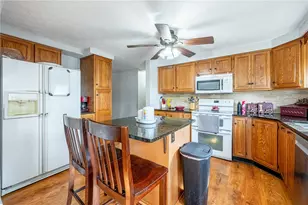 1012 Wiles Dr, Kettering, OH 45419 - Photo 4