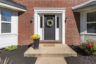 8049 Plantation Dr, West Chester Twp, OH 45069 - Photo 4