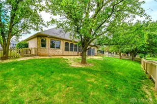 205 Charlie Dr, Englewood, OH 45315 - Photo 38