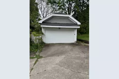 40 Maylan Drive, Dayton, OH 45405 - Photo 2
