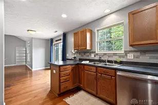 3927 Augusta Rd, Miami Township, OH 45342 - Photo 16