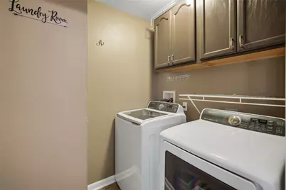80 Cambridge Drive, Springboro, OH 45066 - Photo 16