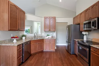 1491 Fairhill Court, Beavercreek Twp, OH 45385 - Photo 8