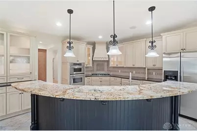8452 Primrose Way, Clearcreek Twp, OH 45068 - Photo 14