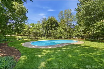 8452 Primrose Way, Clearcreek Twp, OH 45068 - Photo 4