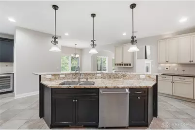 8452 Primrose Way, Clearcreek Twp, OH 45068 - Photo 16