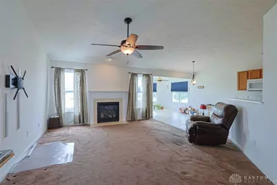 4281 Bergamot Drive, Tipp City, OH 45371 - Photo 8