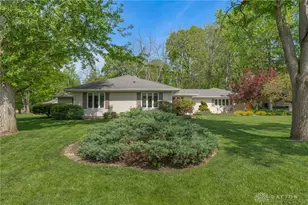 5515 Paddington Rd, Washington Twp, OH 45459 - Photo 2