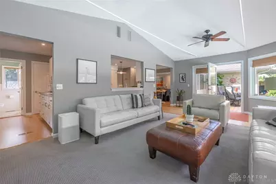 5515 Paddington Road, Washington Twp, OH 45459 - Photo 18