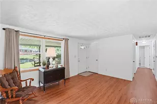 300 Capri Pl, New Lebanon, OH 45345 - Photo 6