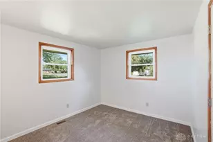 300 Capri Pl, New Lebanon, OH 45345 - Photo 18