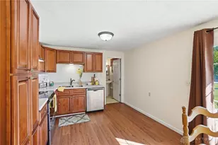 300 Capri Pl, New Lebanon, OH 45345 - Photo 10