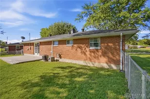 300 Capri Pl, New Lebanon, OH 45345 - Photo 26