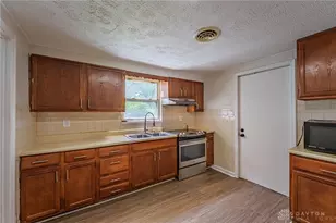 3400 Earlham Dr, Dayton, OH 45406 - Photo 4