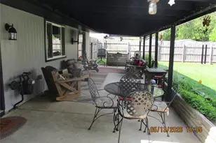 810 Bayberry Dr, New Carlisle, OH 45344 - Photo 38