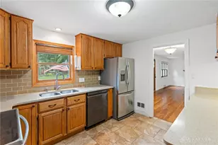 717 Talbott Dr, Dayton, OH 45429 - Photo 26