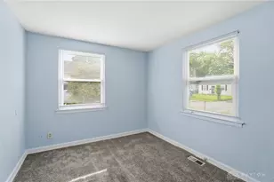 4433 Eichelberger Ave, Dayton, OH 45406 - Photo 12