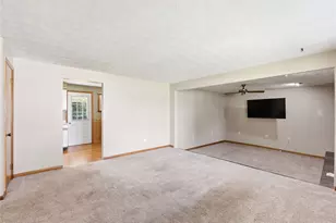 3071 Axe Dr, Bath Twp, OH 45324 - Photo 6