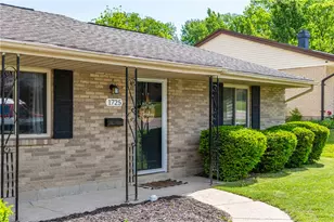 1725 Bayberry Dr, Miamisburg, OH 45342 - Photo 4