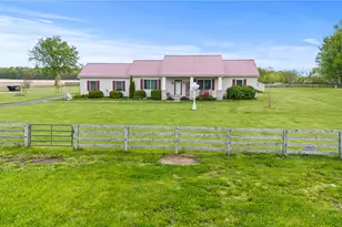 4222 Ramsey Ln, German Twp, OH 45502 - Photo 10
