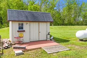 4222 Ramsey Ln, German Twp, OH 45502 - Photo 18