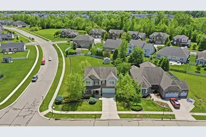 2604 Sunset Maple Drive, Huber Heights, OH 45371 - Photo 2