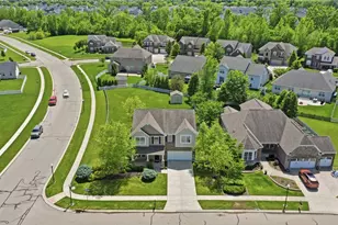 2604 Sunset Maple Dr, Huber Heights, OH 45371 - Photo 2