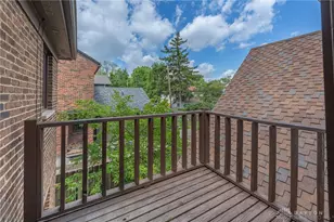 215 Beverly Pl, Oakwood, OH 45419 - Photo 36