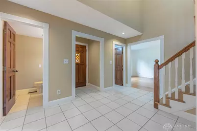 215 Beverly Place, Oakwood, OH 45419 - Photo 4