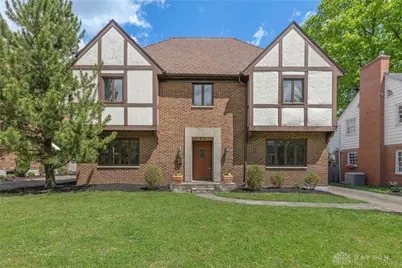 215 Beverly Place, Oakwood, OH 45419 - Photo 1