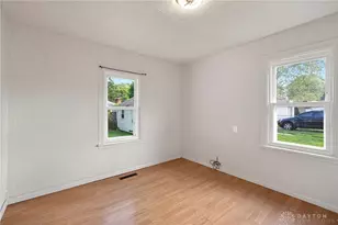 3621 Clearview Ave, Dayton, OH 45439 - Photo 14