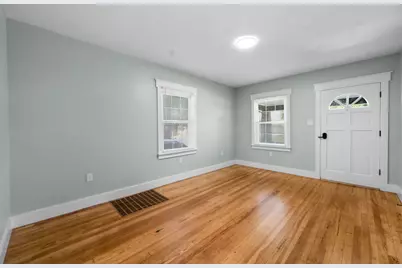 608 Homecrest Avenue, Riverside, OH 45404 - Photo 6